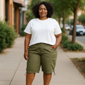 Catherines Shorts Plus Sz 3X Green Bermuda Leg Ties Beach Vacation Everyday Casu